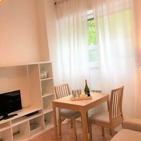 Piazza Del Popolo Charming Flat *