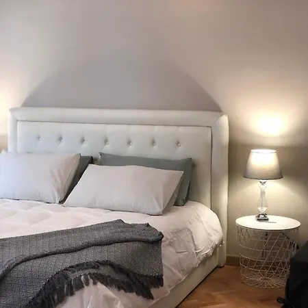شقة Piazza Del Popolo Charming Flat